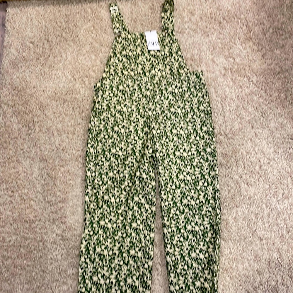 NEW ZARA Floral cropped overalls size Large